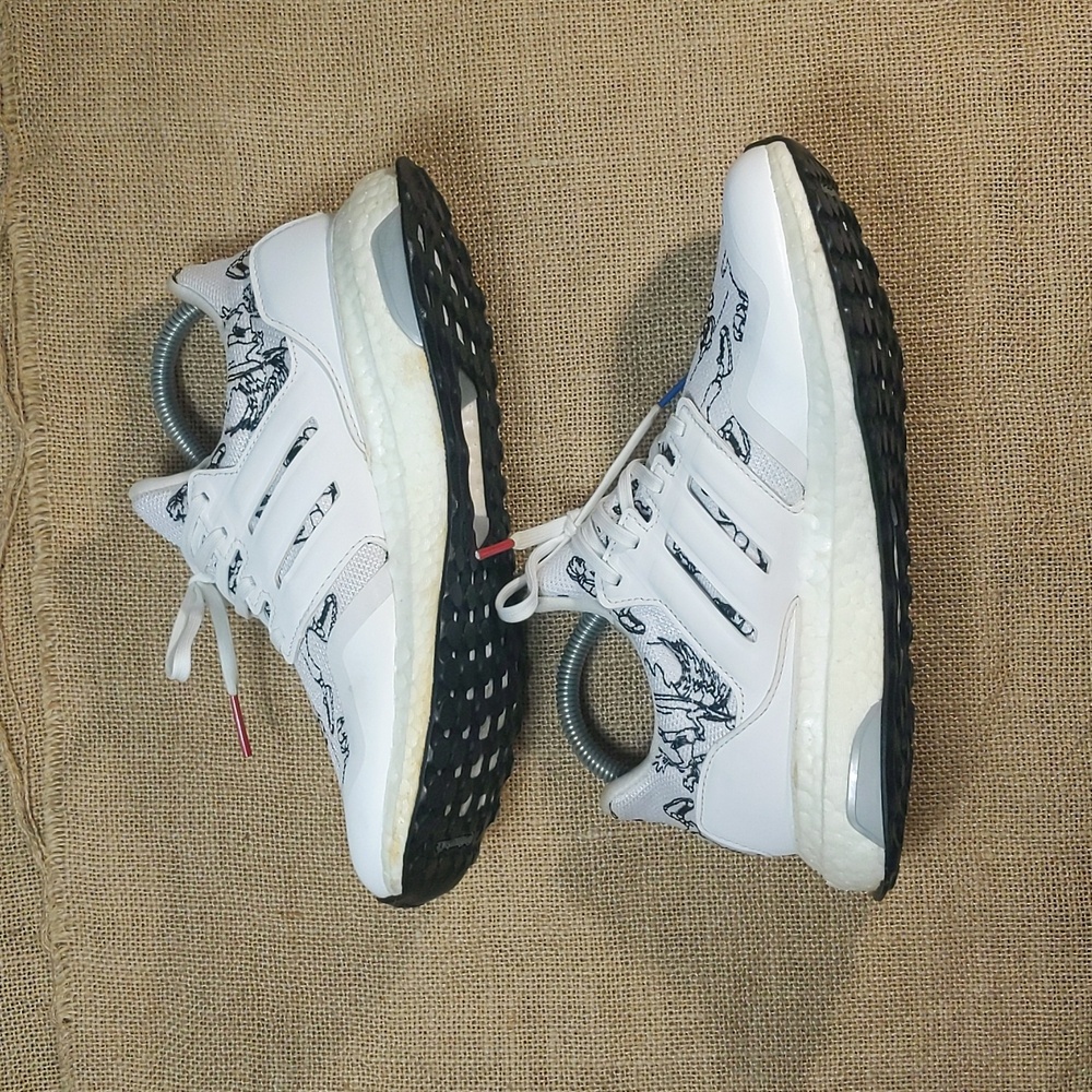 Adidas X Disney Ultraboost DNA 'Goofy' Kid's Running Shoes Sz 5.5, White/Black - Picture 6 of 8
